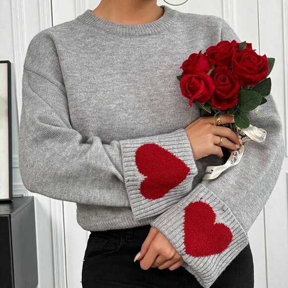 Grey Casual Women's Round Neck Cuff Heart Pattern Sweater - Picture 3 of 6